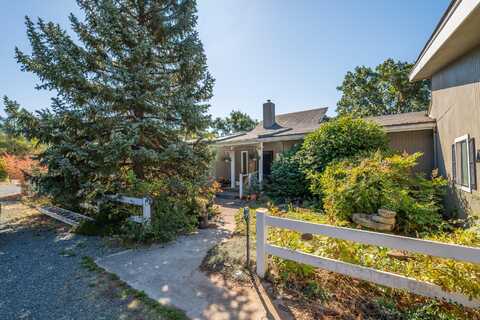 342 Buysman Way, Grants Pass, OR 97526