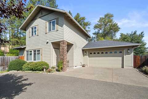 331 SW Hudson Lane, Grants Pass, OR 97526