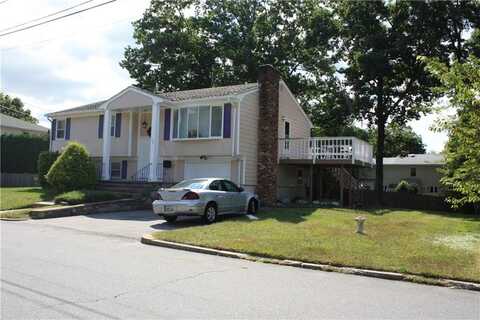 52 Bicentennial Way, North Providence, RI 02919