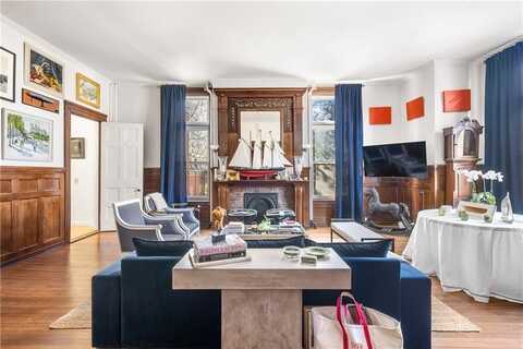434 Bellevue Avenue, Newport, RI 02840