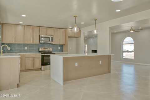 9734 E Cannon Place, Tucson, AZ 85748