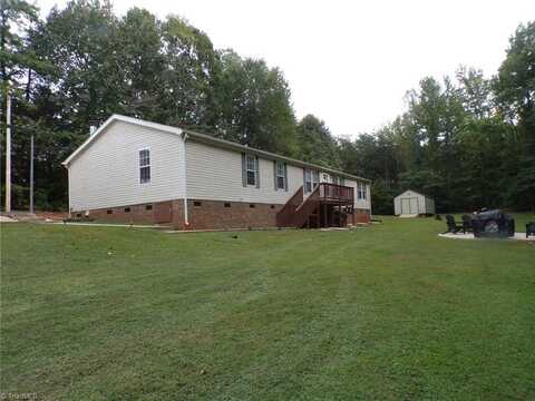 1306 Deer Trail, Reidsville, NC 27320