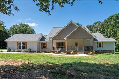 214 Park Avenue, Mocksville, NC 27028