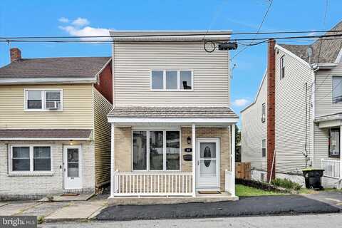 48 N RAILROAD AVENUE, FRACKVILLE, PA 17931