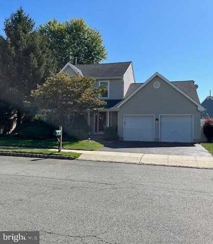 33 KRISTOPHER DRIVE, HAMILTON, NJ 08620
