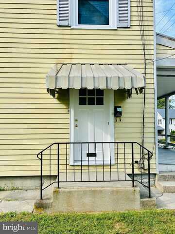 228-B N BARBARA STREET, MOUNT JOY, PA 17552