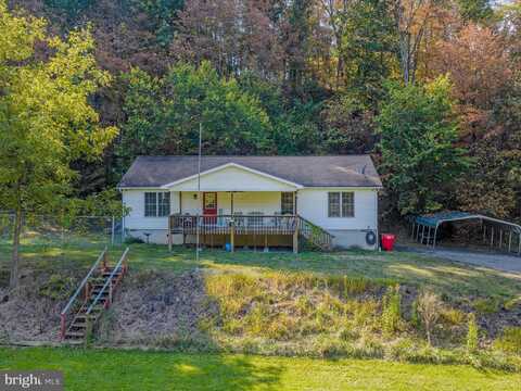 84 NEW HOPE ROAD, BERKELEY SPRINGS, WV 25411