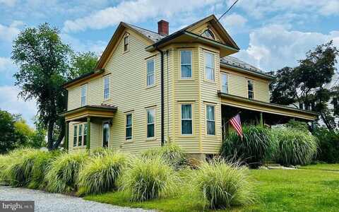 45 E BROAD WAY E, LOVETTSVILLE, VA 20180