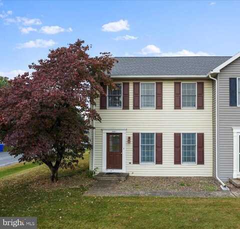 3581 CARNOUSTIE DRIVE, CHAMBERSBURG, PA 17202