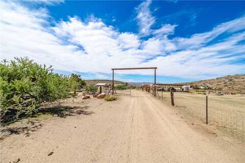 9769 N Rose Quartz Road, Chloride, AZ 86431