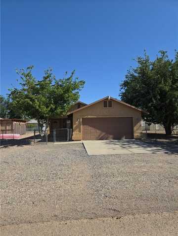 2445 E Ames Avenue, Kingman, AZ 86409