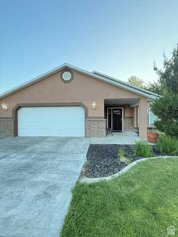 5013 S 4150 W, Roy, UT 84067