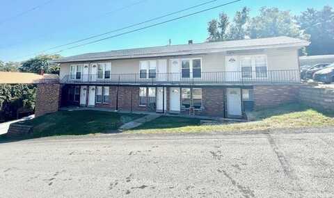 618 Union St, California, PA 15419