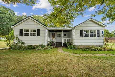 153 Seger Road, Derry, PA 15627