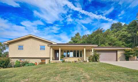 182 Brentwood Dr, Gallipolis, OH 45631