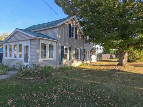 32 Grove St Street, Brushton, NY 12916