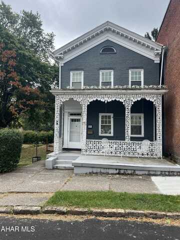 610 Mulberry Street, Hollidaysburg, PA 16648