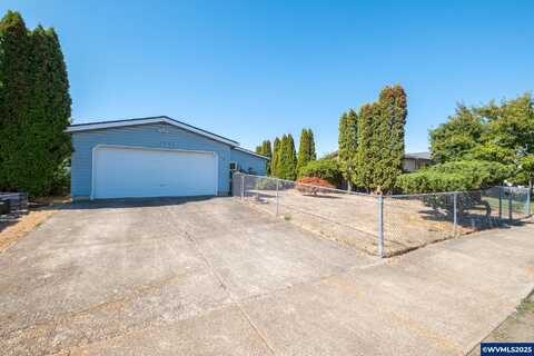 1933 SE Gregory Dr, Dallas, OR 97338