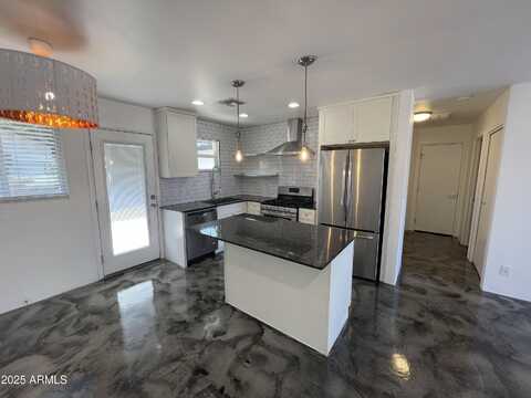3416 N 37TH Street, Phoenix, AZ 85018