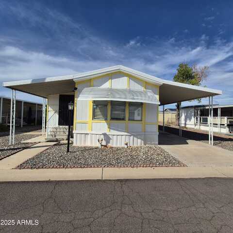 10955 N 79th Avenue, Glendale, AZ 85303