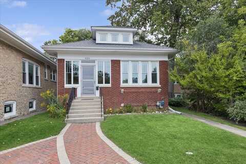 929 Green Bay Road, Wilmette, IL 60091