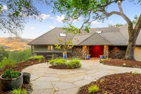 607 Wild Oak Drive, Santa Rosa, CA 95409