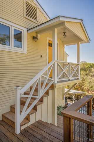 232 Sunnyside Avenue, Sonoma, CA 95476