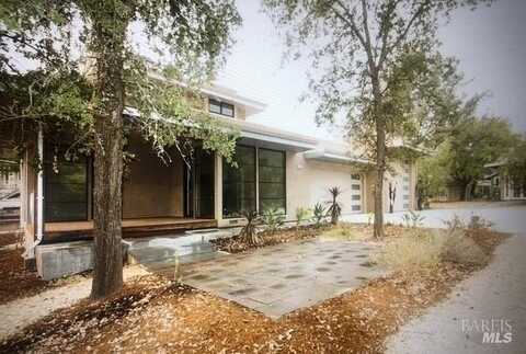 540 S Cloverdale Boulevard, Cloverdale, CA 95425