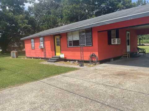 111 Violet St, Labadieville, LA 70301