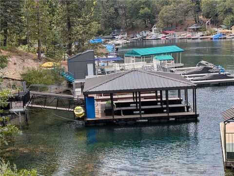 S 568 Hwy 173, Lake Arrowhead, CA 92352