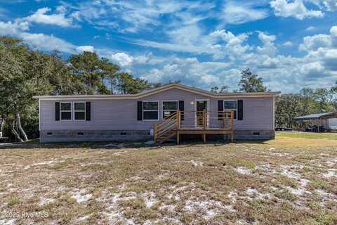 2550 White Sands Drive SW, Supply, NC 28462