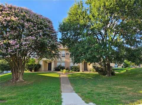 401 Fall, College Station, TX 77840