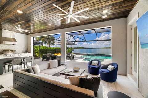 19381 Aqua Shore, FORT MYERS, FL 33913