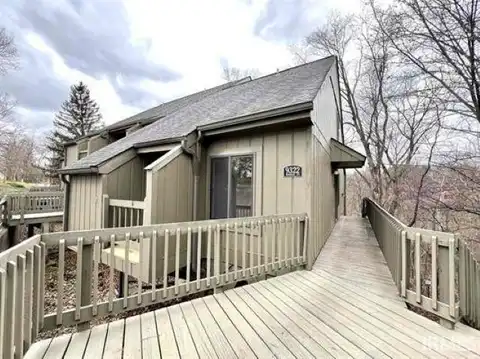 9322 S Lake Ridge Drive, Bloomington, IN 47401