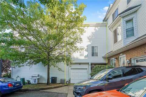 34 Jamie Lane, Staten Island, NY 10312