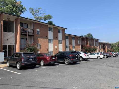 1215 WERTLAND ST, CHARLOTTESVILLE, VA 22903