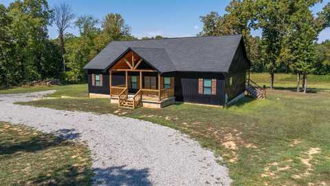 100 E Maxville Road, Cave City, AR 72521