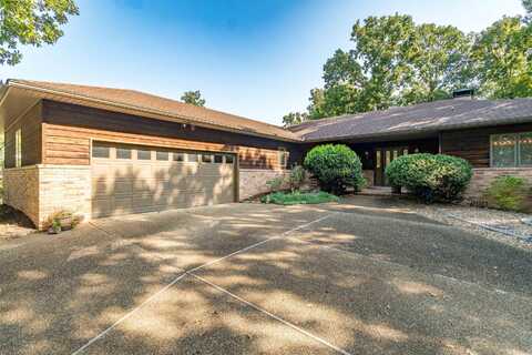 1 Faisan Place, Hot Springs Village, AR 71909
