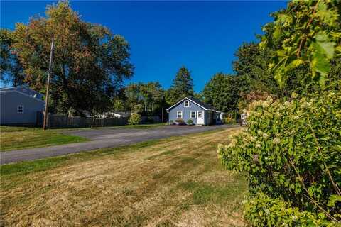 2086 Spencerport Road, Gates, NY 14606