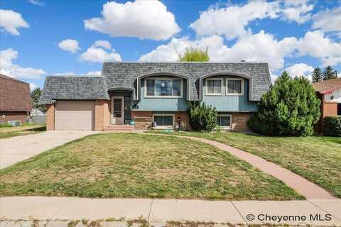 6909 BOMAR DR, Cheyenne, WY 82009