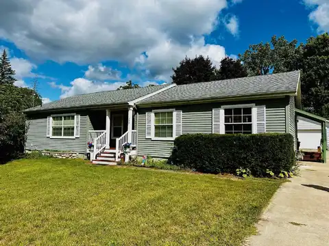 152 N GREENBACK ST, HESPERIA, MI 49421