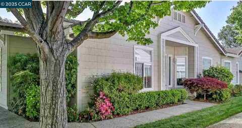 1710 Comstock Dr, Walnut Creek, CA 94595
