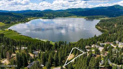 Nka Woodlake Dr, Hauser, ID 83854