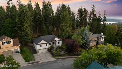 906 N Balcony Dr, Coeur D Alene, ID 83814
