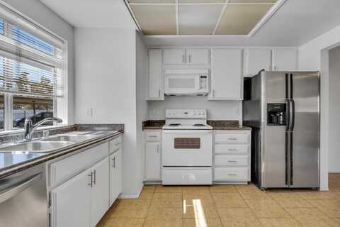 55893 Santa Fe Trail, Yucca Valley, CA 92284