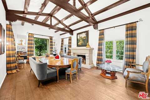 512 N Palm Dr, Beverly Hills, CA 90210