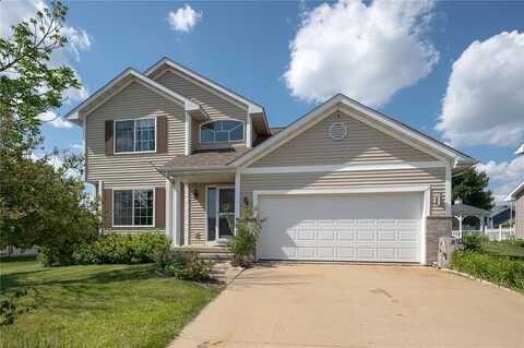 6514 Fox Run Dr. SW, Cedar Rapids, IA 52404