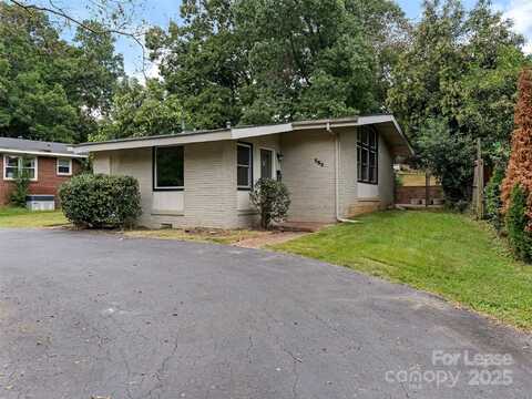 553 Kenlough Drive, Charlotte, NC 28209