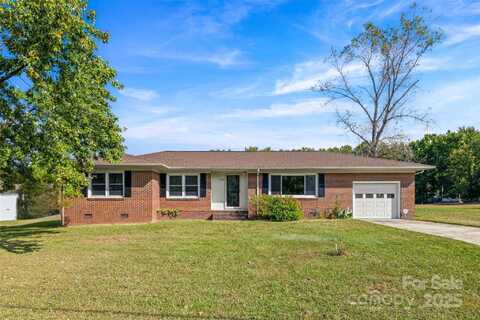 223 W Hammond Street, Heath Springs, SC 29058