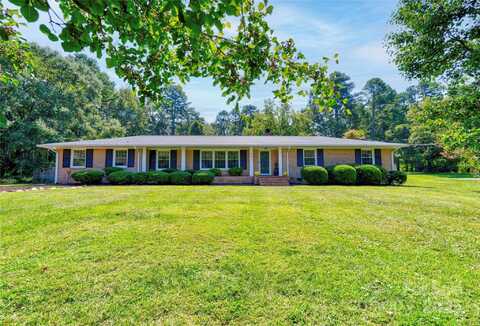 605 Gum Branch Road, Charlotte, NC 28214